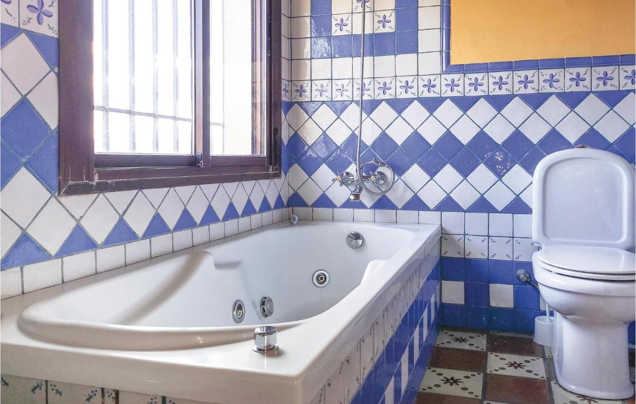 Nice Home In Benalauria With Kitchenette 외부 사진
